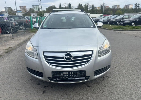 Opel Insignia cena 22999 przebieg: 240000, rok produkcji 2011 z Kowalewo Pomorskie małe 326